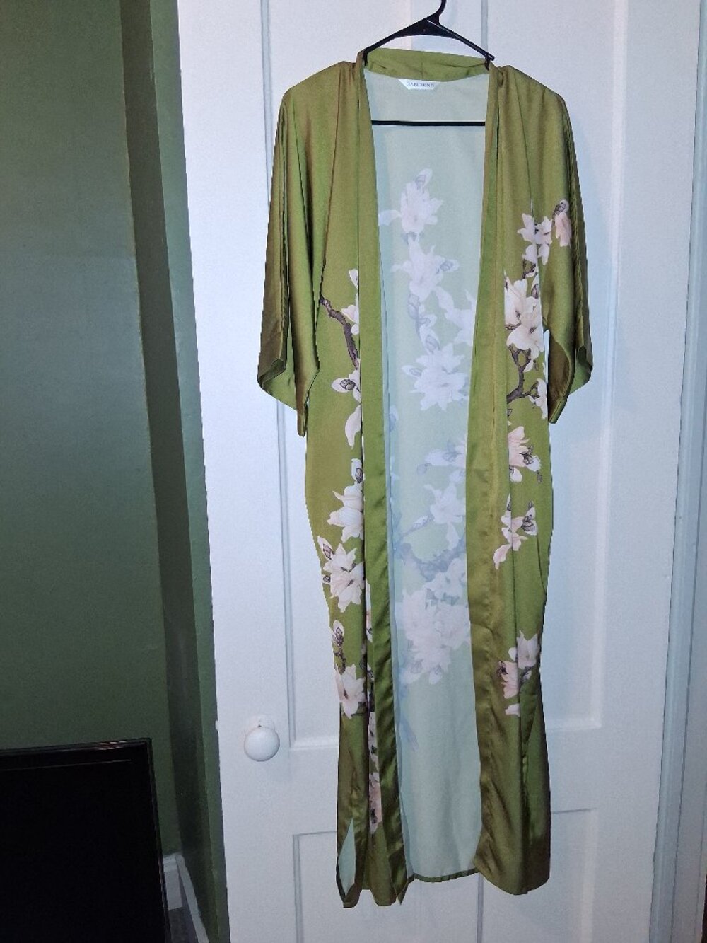Babeyond Satin Floral Kimono Robe